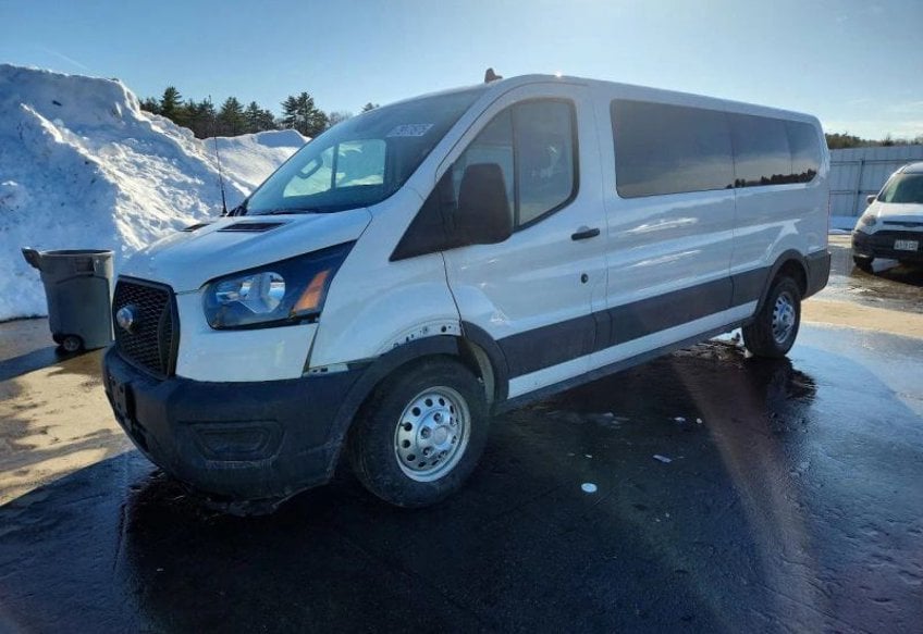 2025 Ford Transit 350 XL Low Roof Sliding Pass. 148 AWD's photo