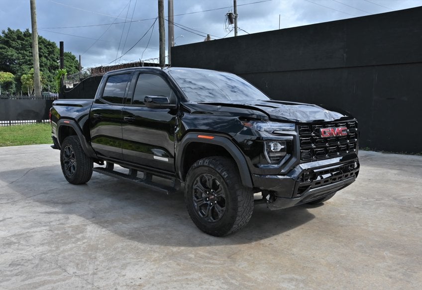 2024 GMC Canyon