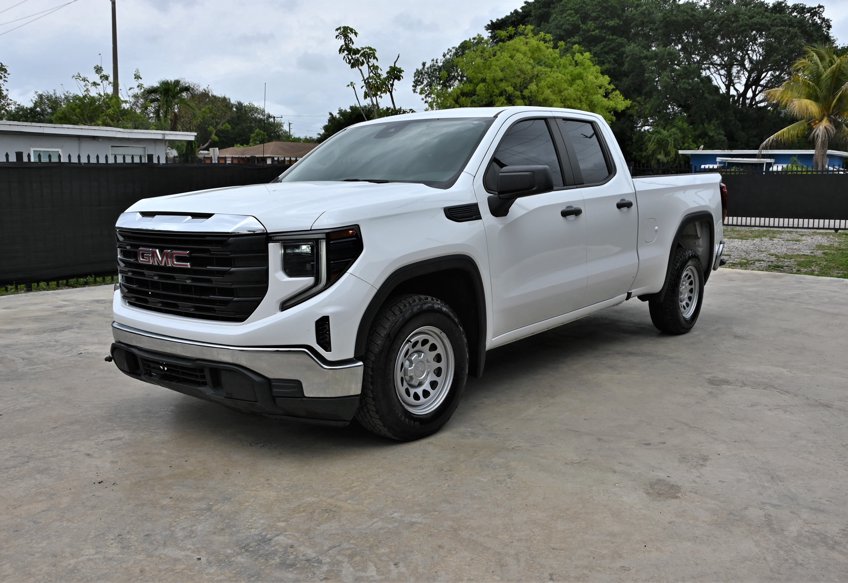 2022 GMC Sierra 2WD Double Cab Standard Box Pro's photo