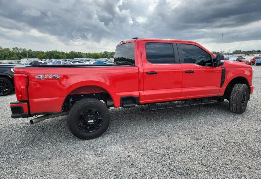 2026 Ford F-250 XL 4x4 Crew Cab 6-3/4' Box's photo