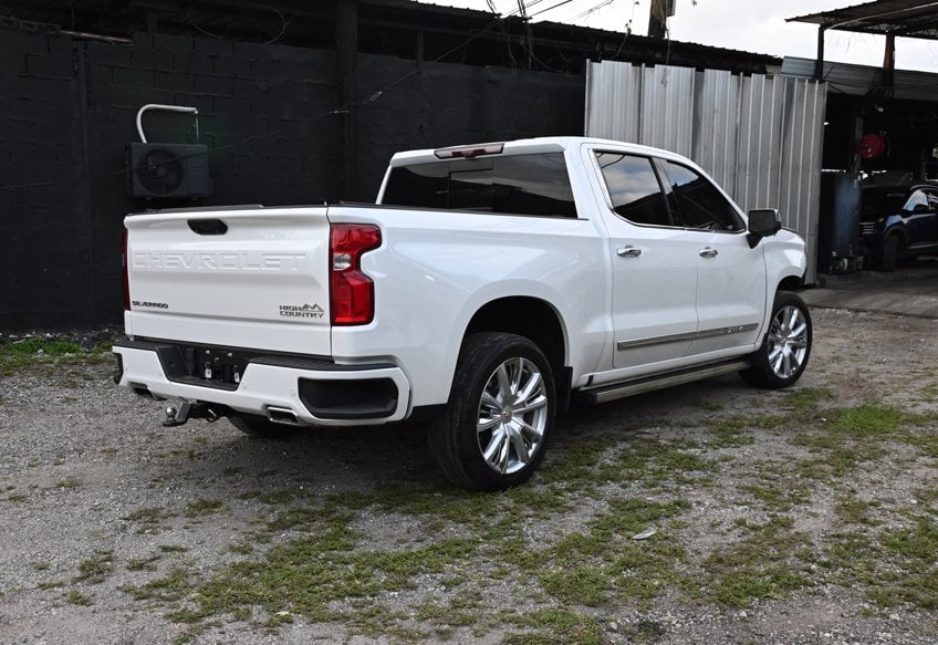 2023 Chevrolet Silverado 1500 High Country - Photo 6