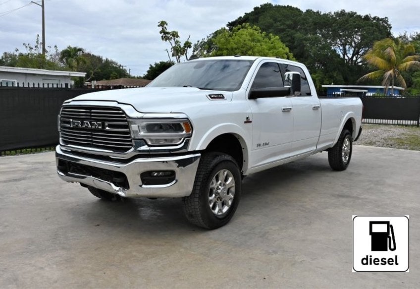 2022 RAM 3500 Laramie 4X4 Crew Cab LWB's photo