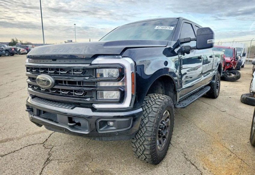 2024 Ford F-250 Lariat 4x4 Crew Cab 6-3/4' Box's photo