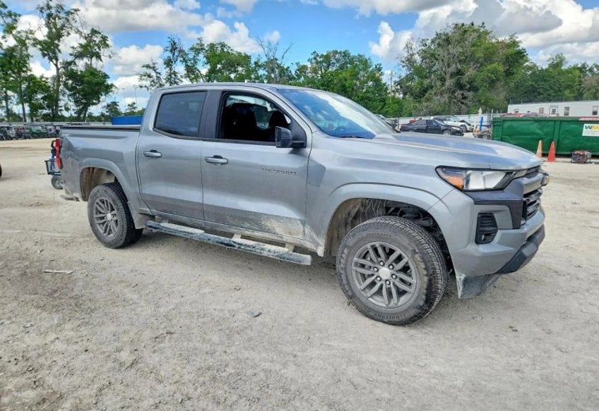 2023 Chevrolet Colorado 2WD LT Crew Cab Short Box's photo