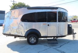 2022 Airstream TRAILER Basecamp - Thumbnail 5
