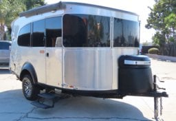 2022 Airstream TRAILER Basecamp - Thumbnail 3