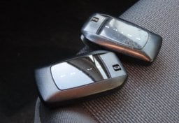 2024 Toyota Prius LE - Thumbnail 28