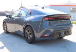 2024 Toyota Prius LE - Thumbnail 7