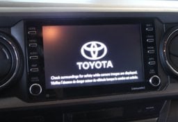 2021 Toyota Tacoma TRD Off-Road - Thumbnail 32