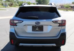 2021 Subaru Outback Limited - Thumbnail 11