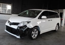 2020 Toyota Sienna - Thumbnail 4