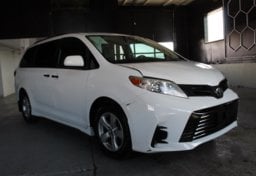 2020 Toyota Sienna - Thumbnail 3