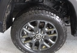 2022 Toyota Tundra 4x4 SR5 - Thumbnail 26