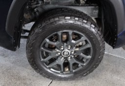 2022 Toyota Tundra 4x4 SR5 - Thumbnail 25