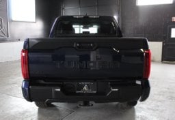 2022 Toyota Tundra 4x4 SR5 - Thumbnail 11