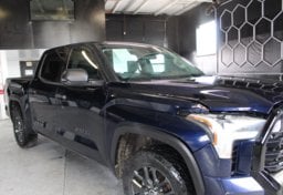 2022 Toyota Tundra 4x4 SR5 - Thumbnail 13