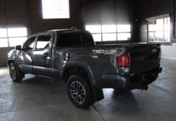 2023 Toyota Tacoma TRD Sport - Thumbnail 7