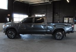 2023 Toyota Tacoma TRD Sport - Thumbnail 9