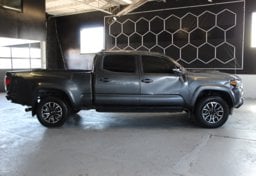 2023 Toyota Tacoma TRD Sport - Thumbnail 10