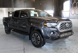 2023 Toyota Tacoma TRD Sport - Thumbnail 4