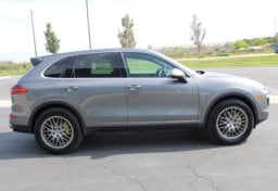 2015 Porsche Cayenne - Thumbnail 11