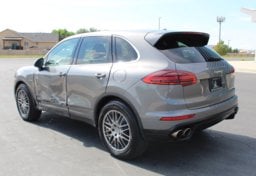 2015 Porsche Cayenne - Thumbnail 8