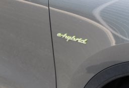 2015 Porsche Cayenne - Thumbnail 32