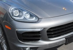 2015 Porsche Cayenne - Thumbnail 17