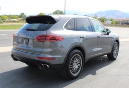 2015 Porsche Cayenne - Thumbnail 9