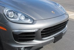 2015 Porsche Cayenne - Thumbnail 16