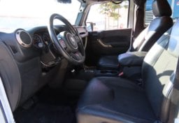 2016 Jeep Wrangler - Thumbnail 28