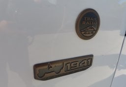 2016 Jeep Wrangler - Thumbnail 34