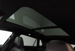 2024 Volkswagen Atlas Cross Sport SEL R-Line - Thumbnail 31