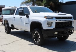 2020 Chevrolet Silverado 2500HD Custom - Thumbnail 3