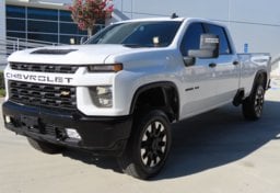 2020 Chevrolet Silverado 2500HD Custom - Thumbnail 2
