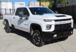 2020 Chevrolet Silverado 2500HD Custom - Thumbnail 3