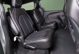 2027 Chrysler Pacifica Select - Thumbnail 30