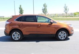 2017 Ford Edge - Thumbnail 10