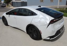 2026 Toyota Prius LE - Thumbnail 7