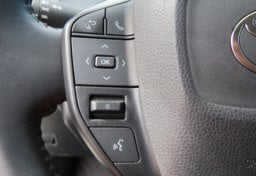 2026 Toyota Prius LE - Thumbnail 31