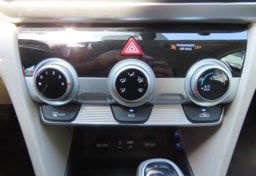 2019 Hyundai ELANTRA SEL - Thumbnail 34