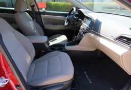 2019 Hyundai ELANTRA SEL - Thumbnail 22