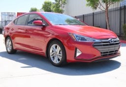 2019 Hyundai ELANTRA SEL - Thumbnail 4