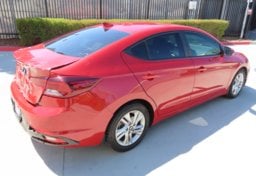 2019 Hyundai ELANTRA SEL - Thumbnail 9