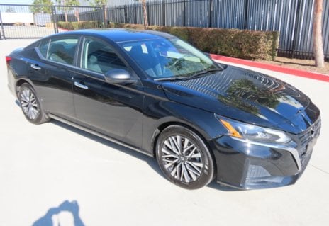 Picture of 2025 Nissan Altima SV
