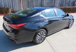 2025 Nissan Altima SV - Thumbnail 7