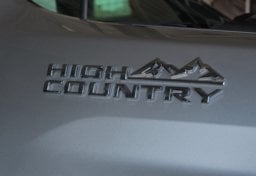 2022 Chevrolet Silverado 3500HD High Country - Thumbnail 27