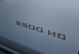 2022 Chevrolet Silverado 3500HD High Country - Thumbnail 28