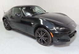 2026 Mazda MX-5 Miata RF Grand Touring - Thumbnail 3