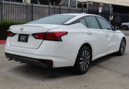 2026 Nissan Altima SV - Thumbnail 10